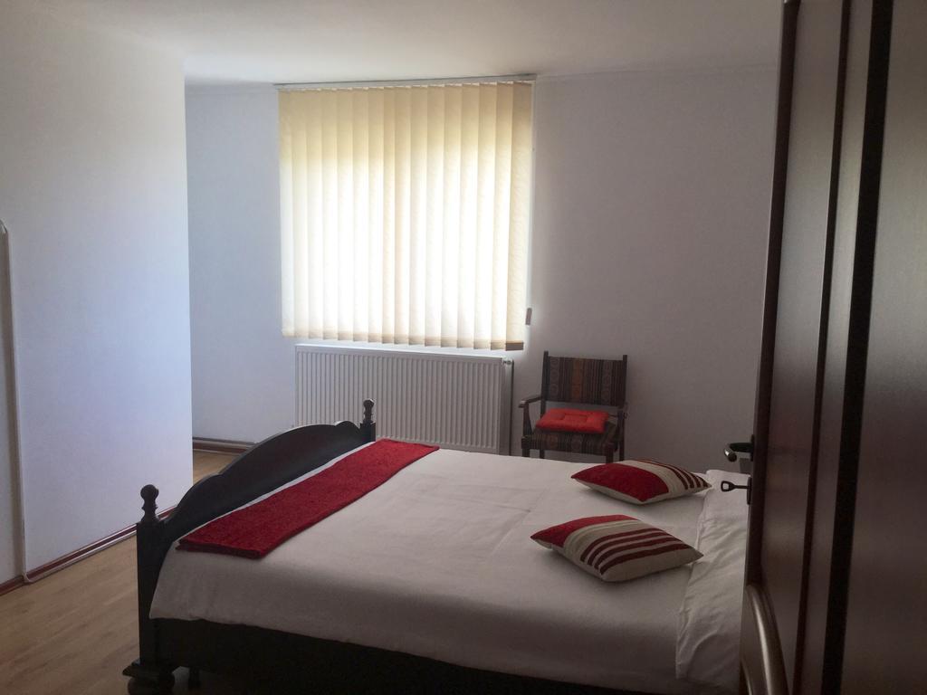 Casa Bella Turda Hotel Buitenkant foto