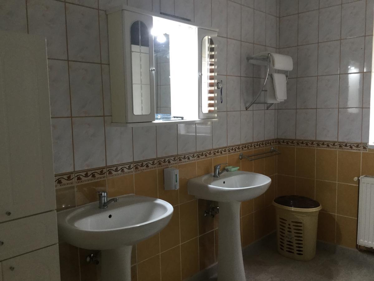 Casa Bella Turda Hotel Buitenkant foto